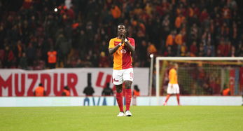 杏彩体育官网-博塔弗戈进攻端配合不够默契，博塔弗戈vs累体育  第2张